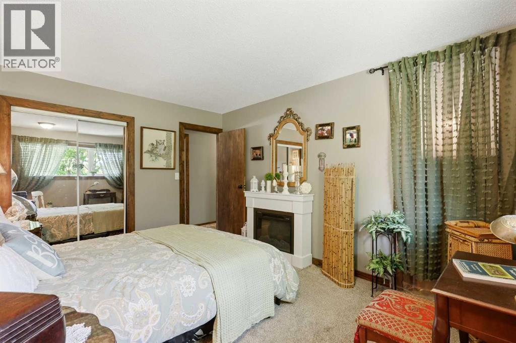 2305 17 Street - 20