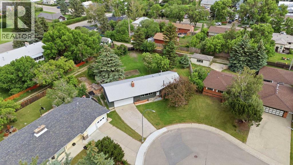 2305 17 Street - 35