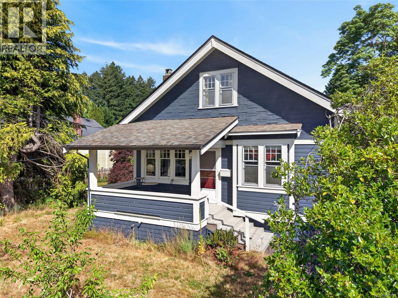 307 3rd St - 61