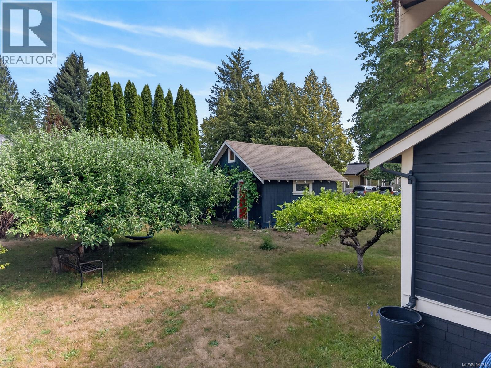 307 3rd St - 47