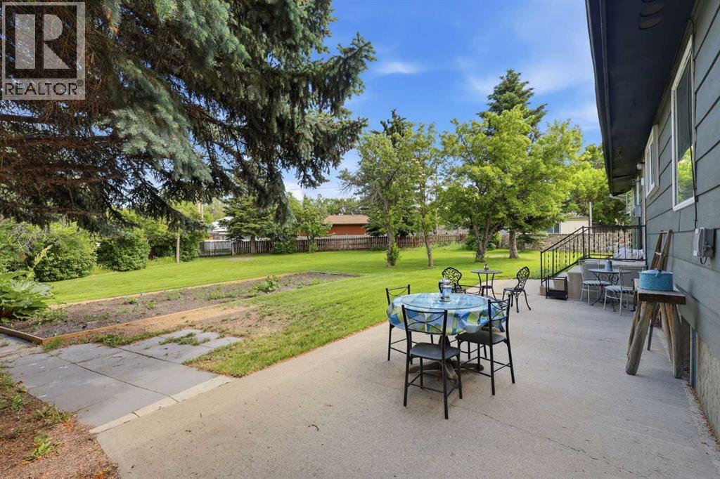 2305 17 Street - 26