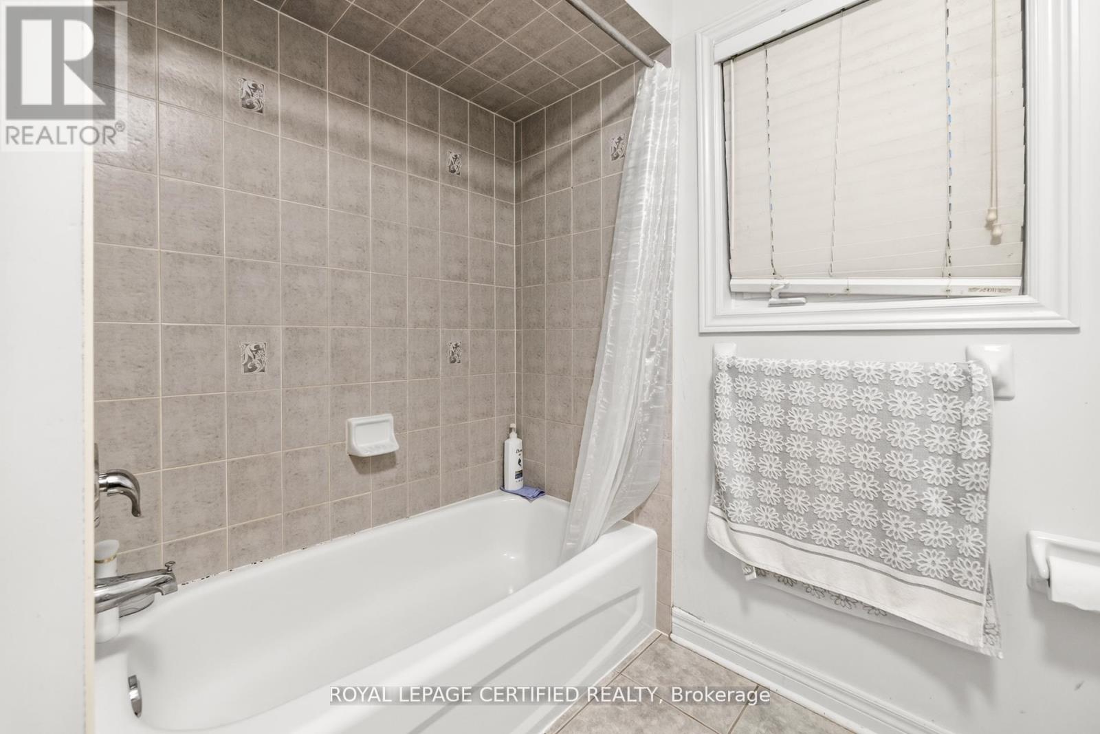 32 WILDSKY ROAD - 36