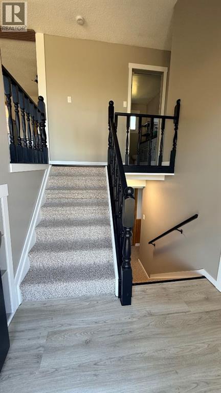 5205 32 Street - 7