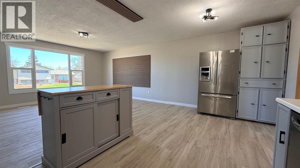 5205 32 Street - 13
