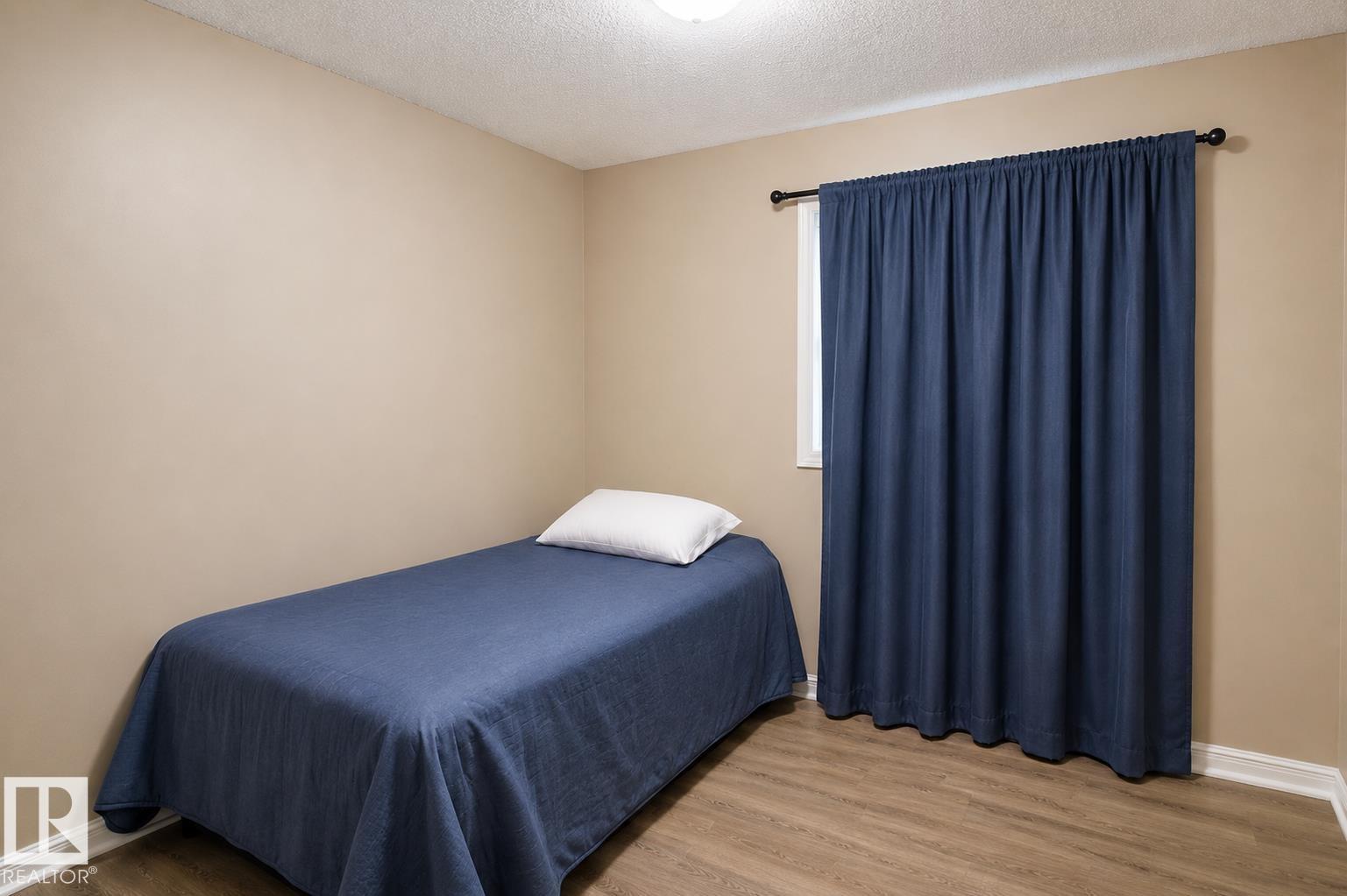 10439 36A Ave NW - 11