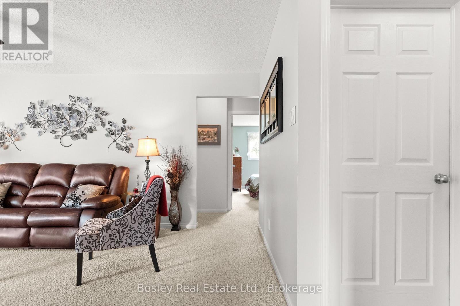 #203 440 DURHAM STREET W - 14