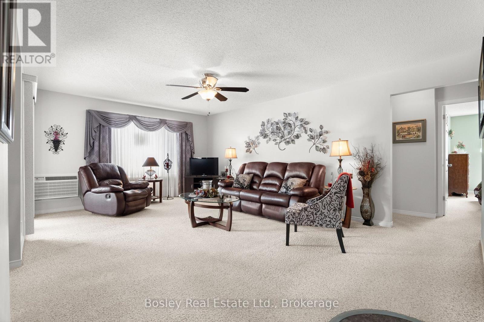 #203 440 DURHAM STREET W - 7