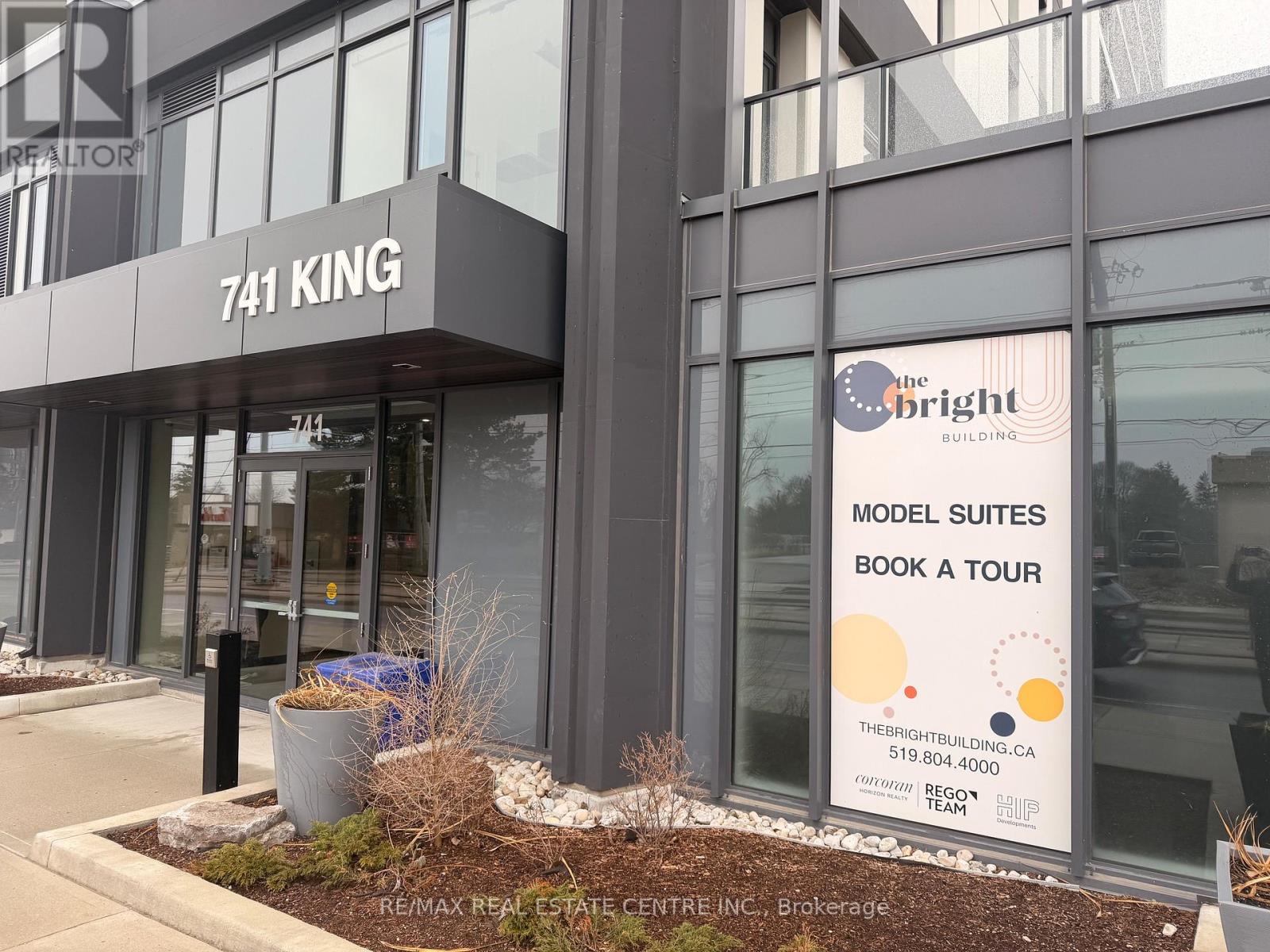 #301 741 KING STREET W - 2