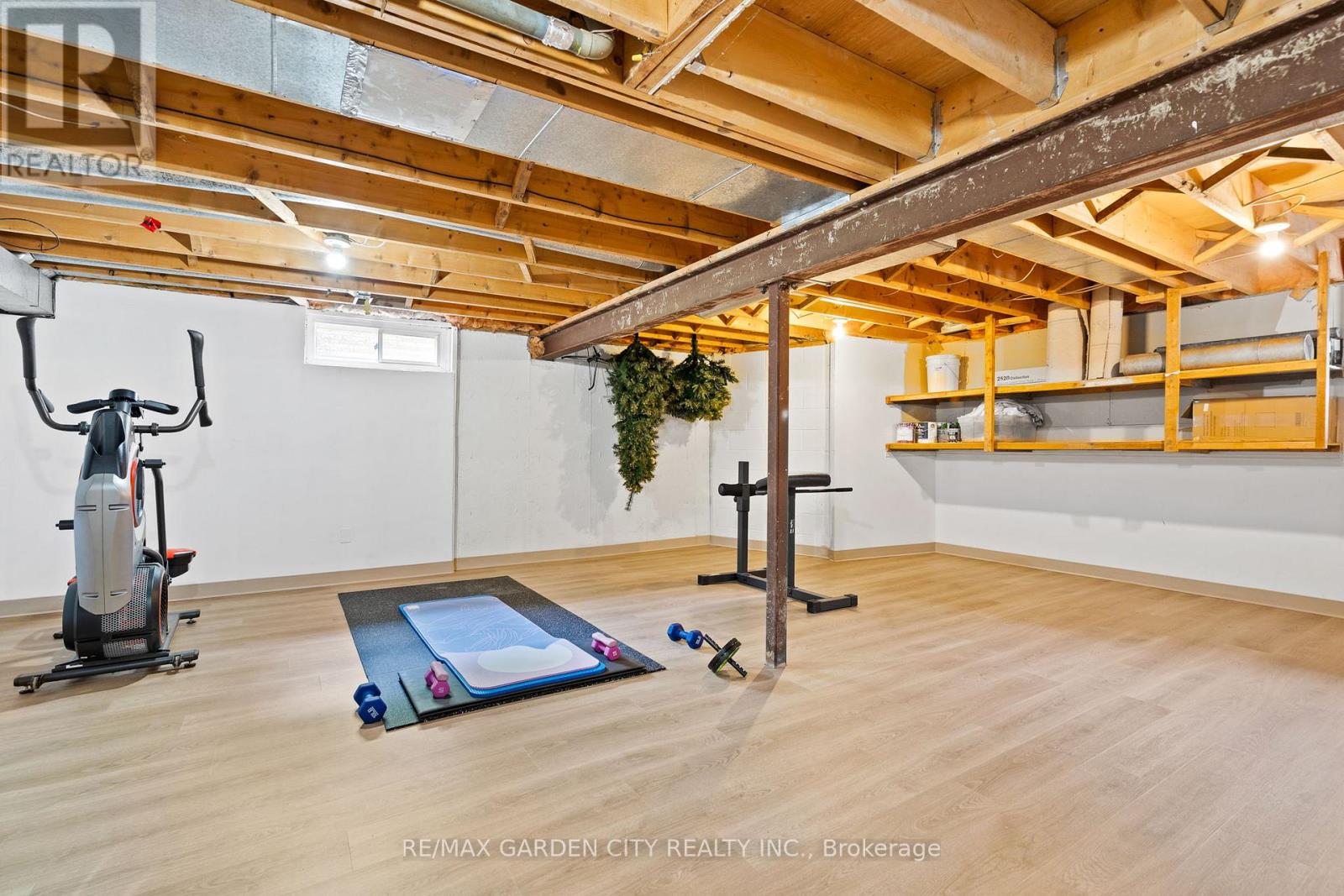 809 KILMAN ROAD - 27