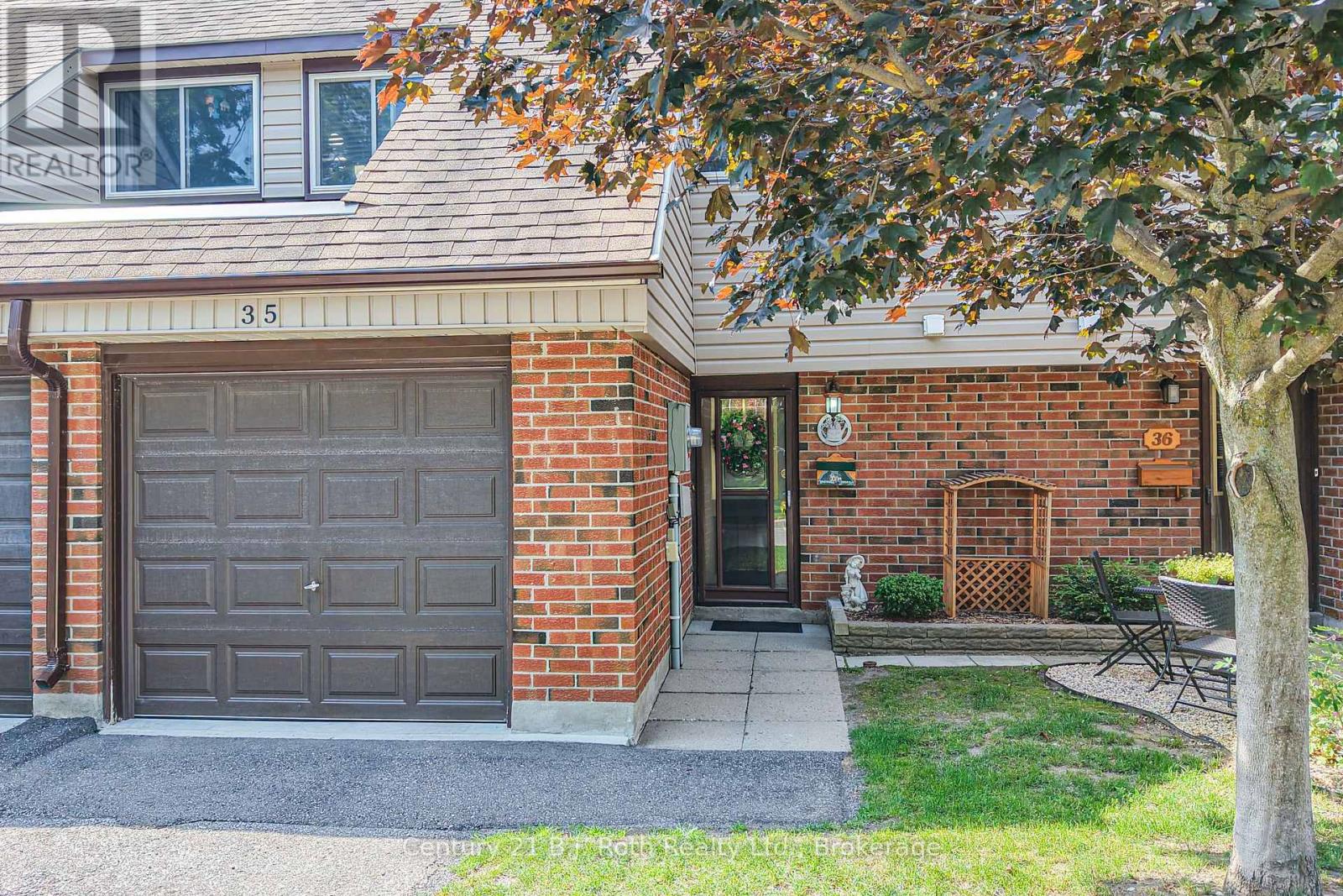 #35 441 BARRIE ROAD - 1