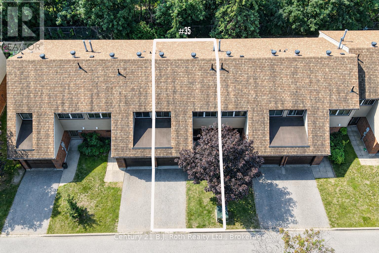 #35 441 BARRIE ROAD - 4