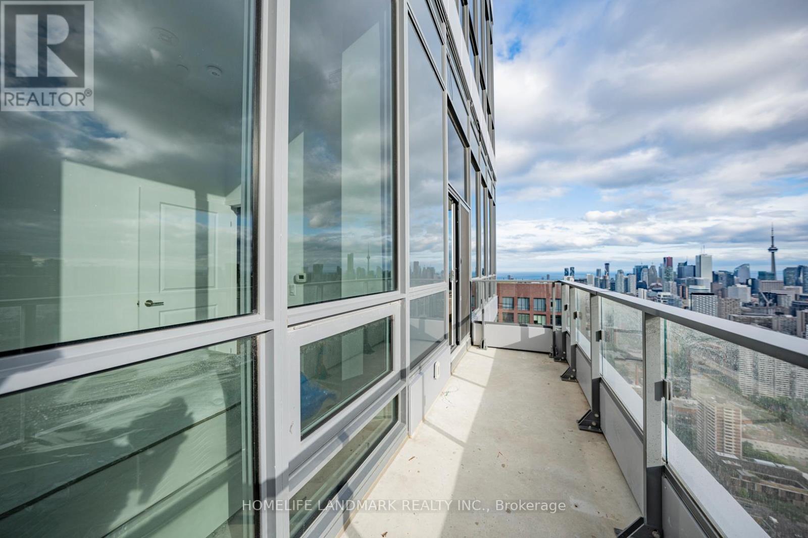 #5502 395 BLOOR STREET E - 10
