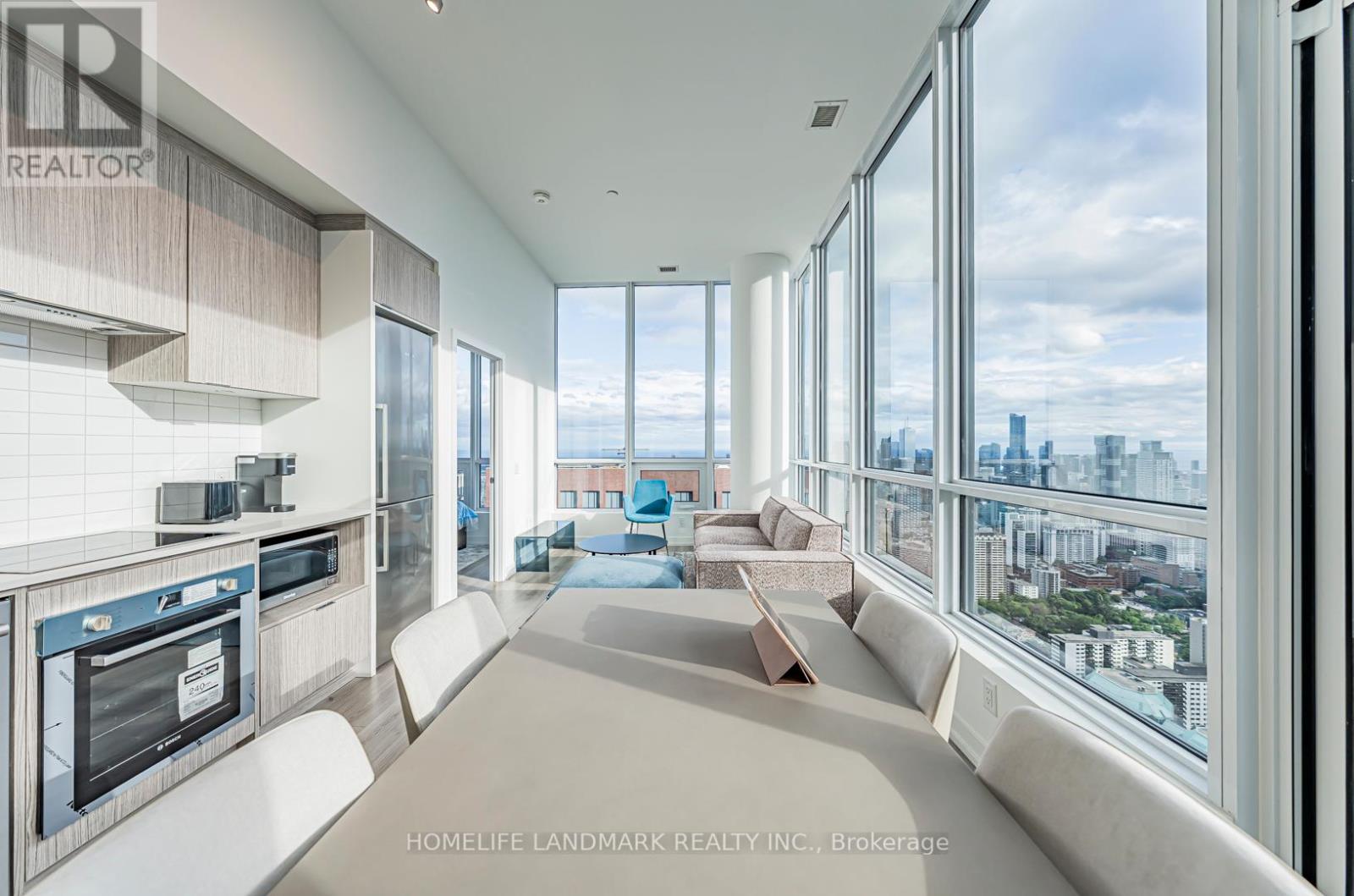 #5502 395 BLOOR STREET E - 14