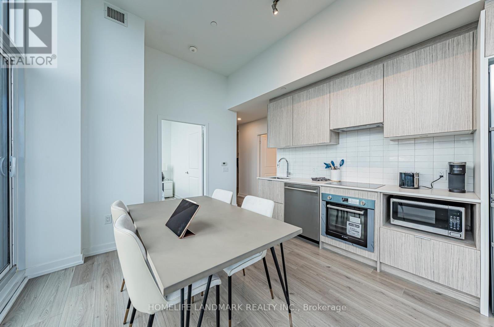 #5502 395 BLOOR STREET E - 15