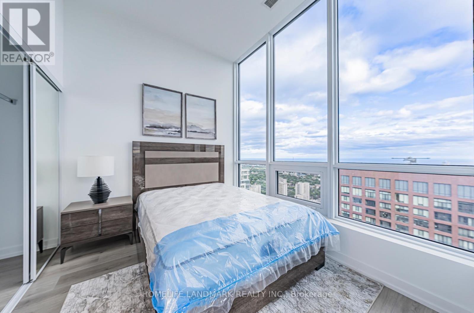 #5502 395 BLOOR STREET E - 21