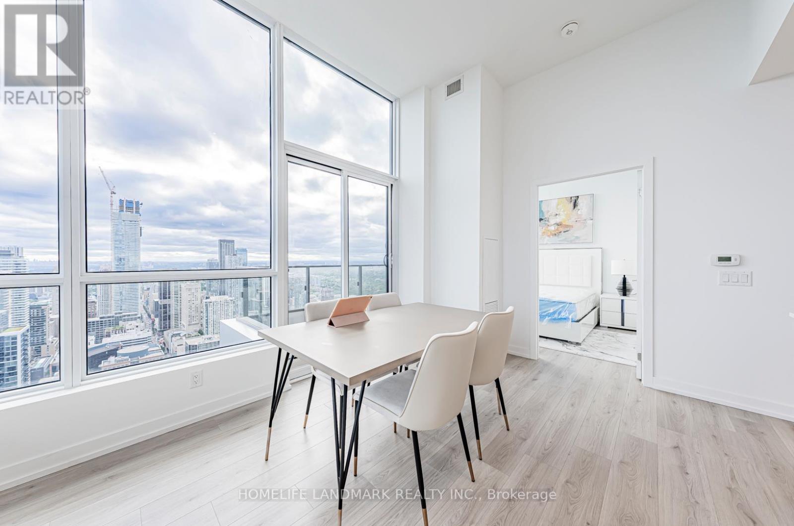 #5502 395 BLOOR STREET E - 5