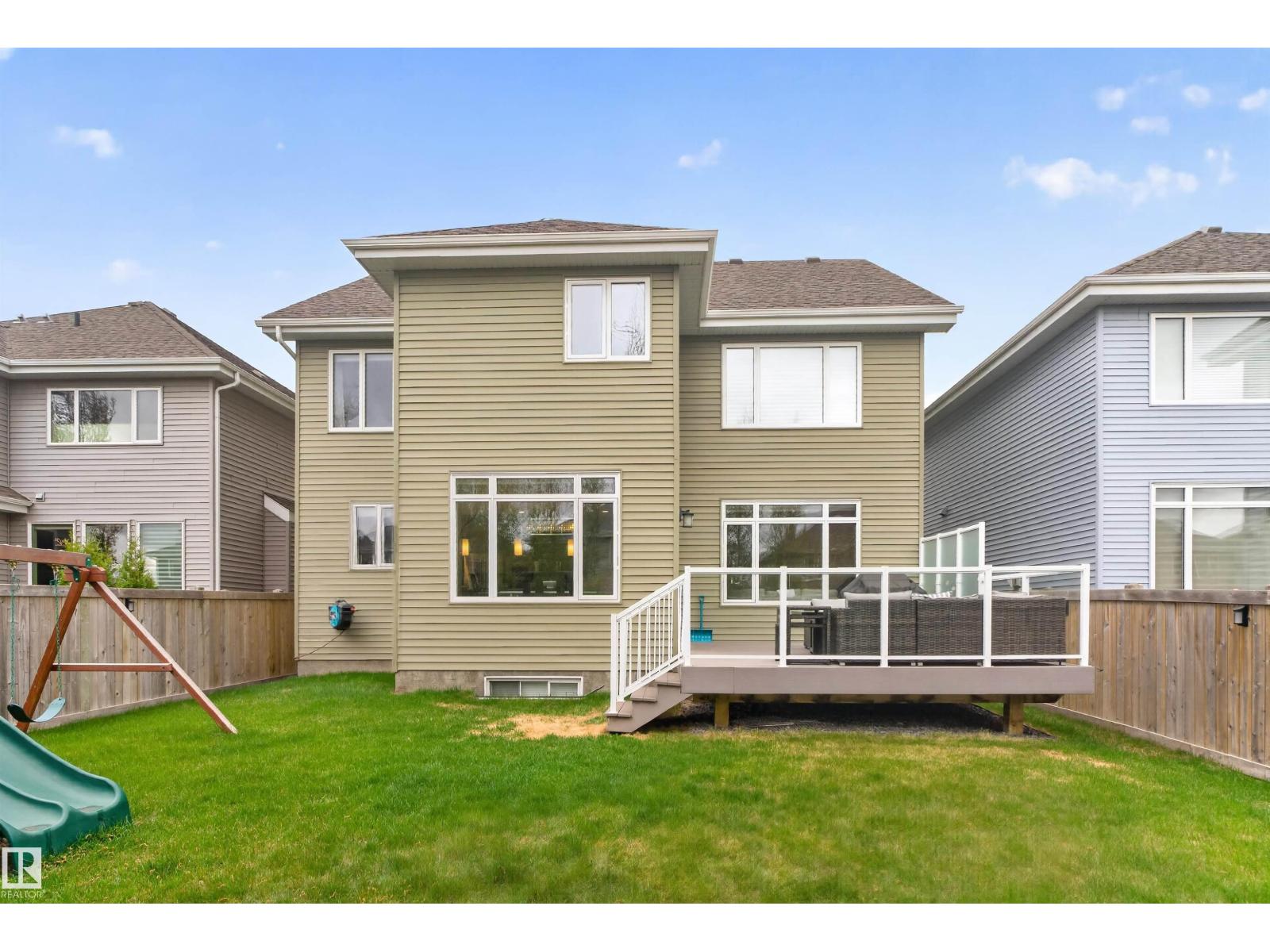 9012 24 AV SW - 16