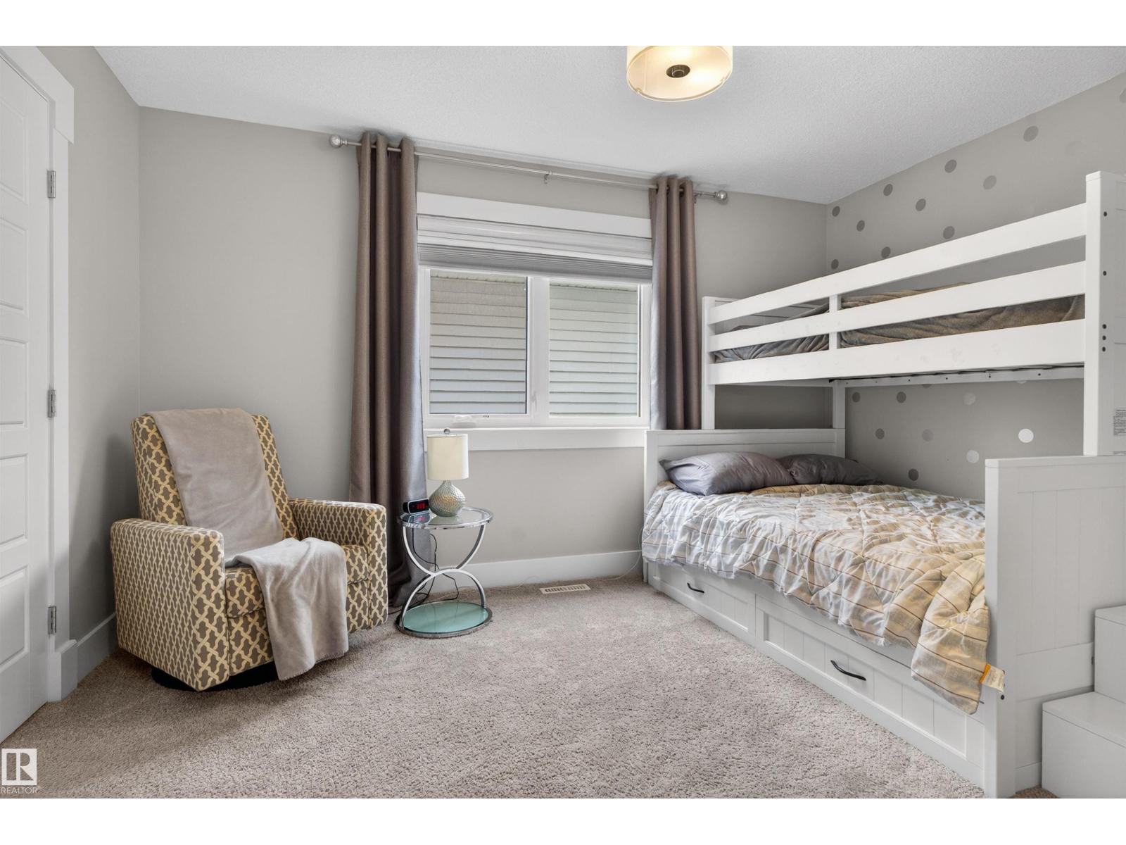 9012 24 AV SW - 58