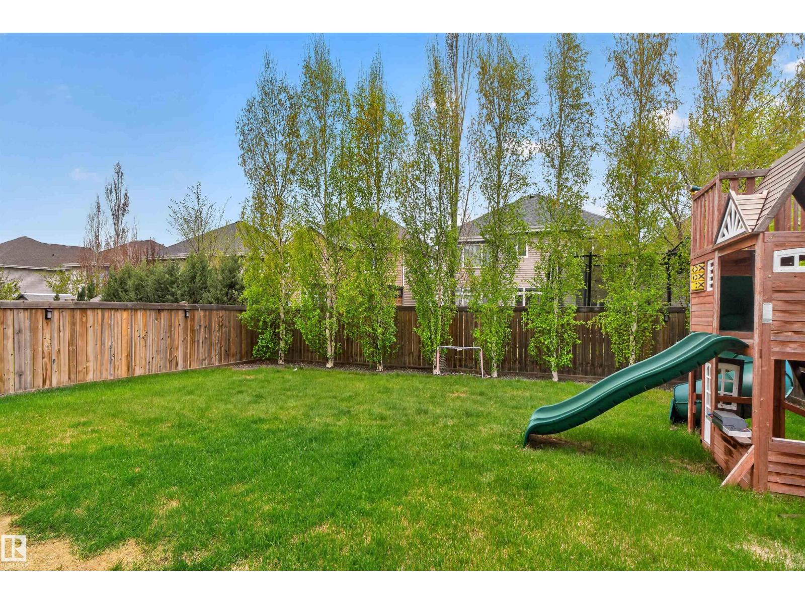 9012 24 AV SW - 22