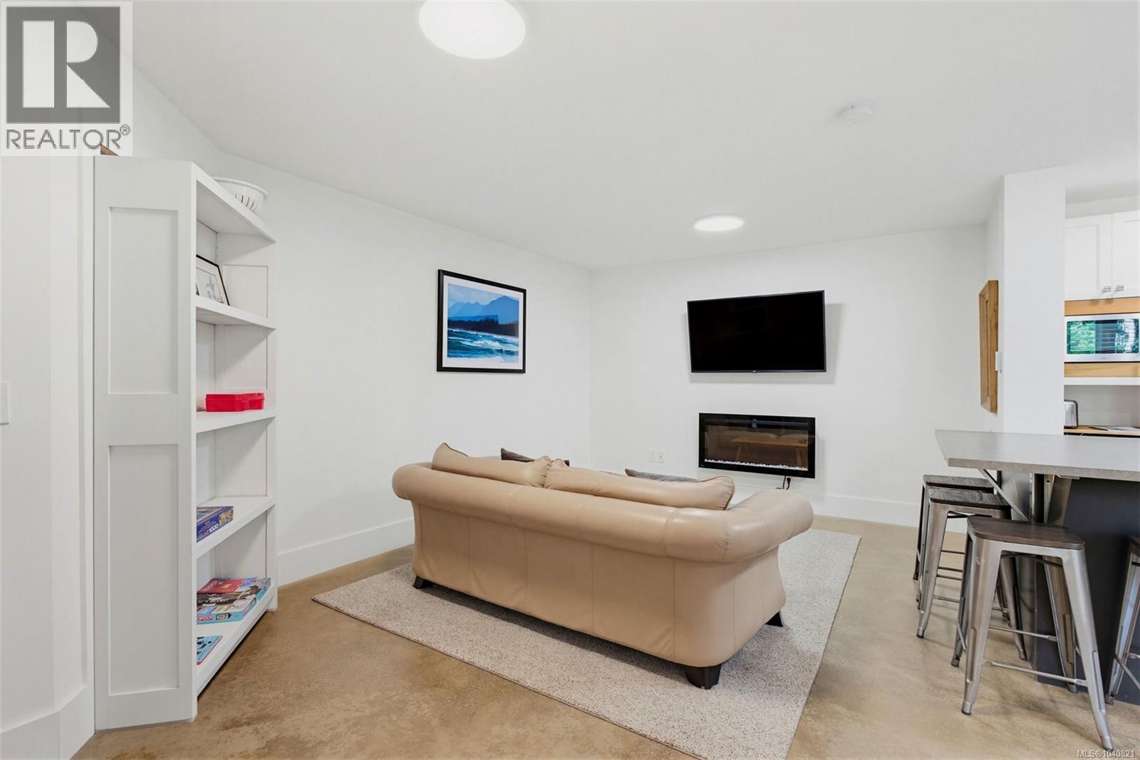 1381 Carlton Dr - 41