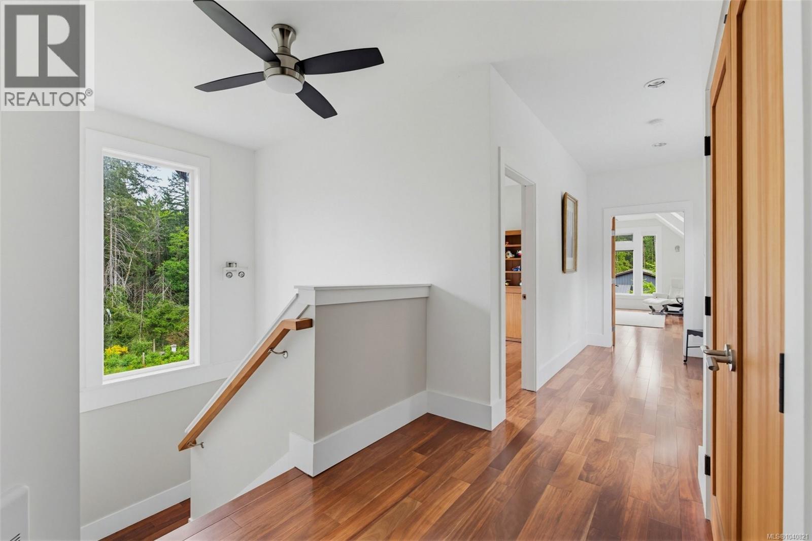 1381 Carlton Dr - 27