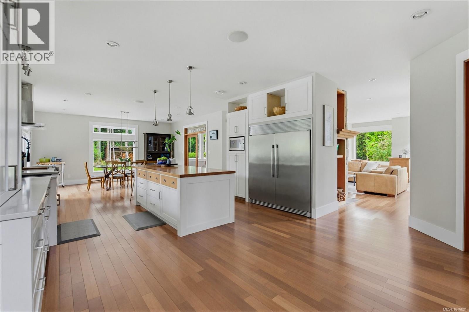 1381 Carlton Dr - 17