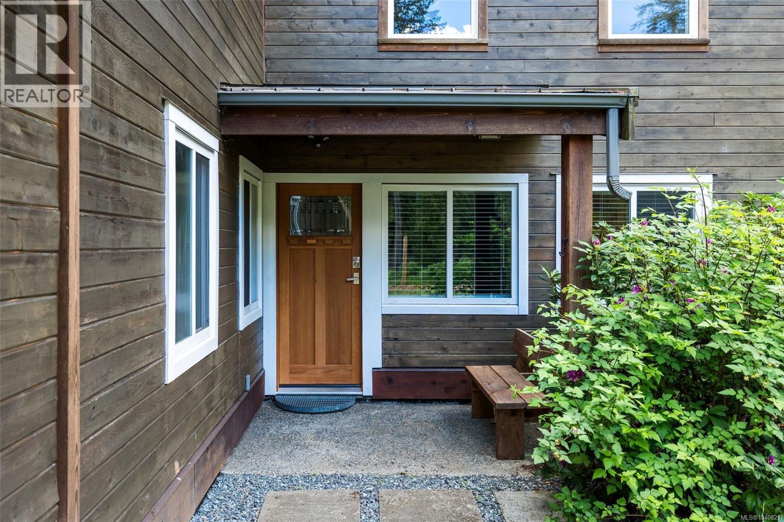 1381 Carlton Dr - 38