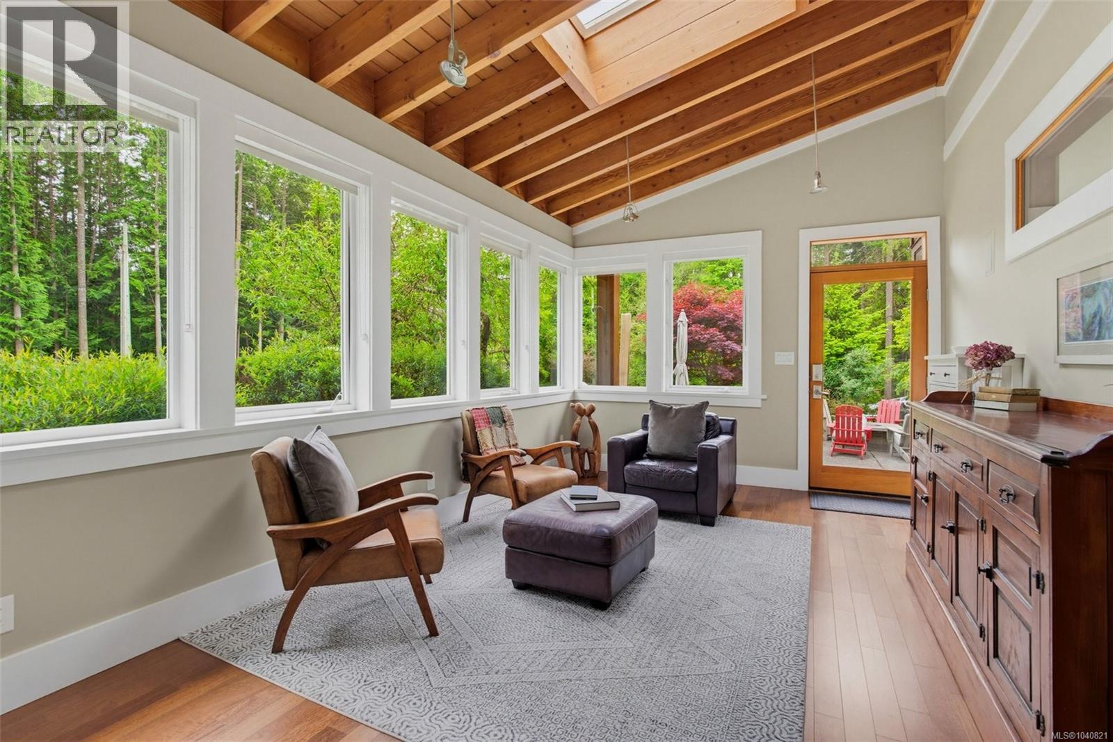 1381 Carlton Dr - 22