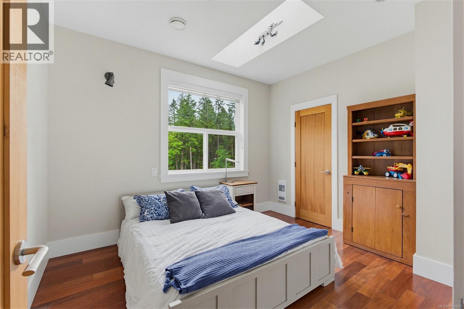 1381 Carlton Dr - 34