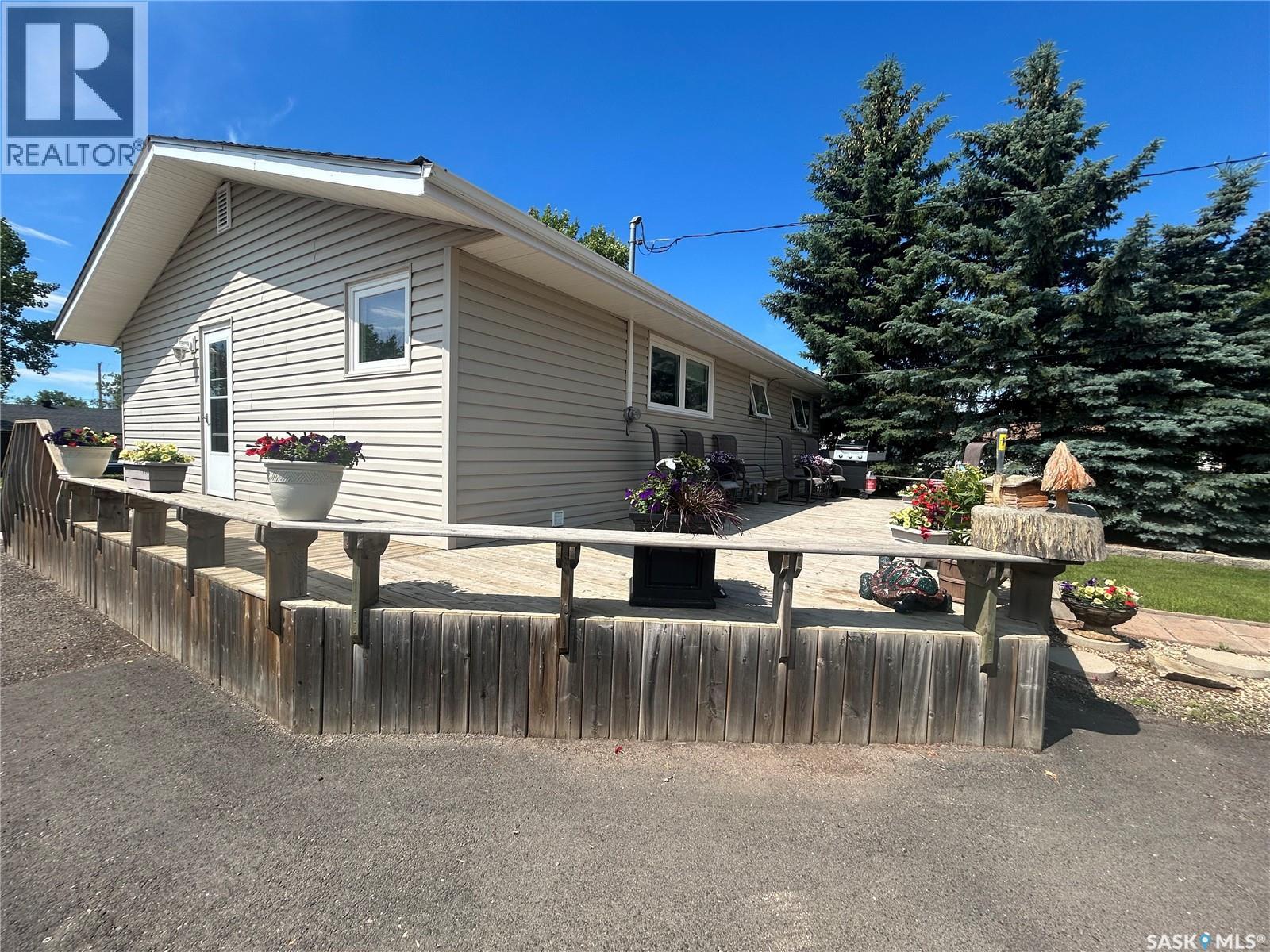 132 Churchill AVENUE - 32