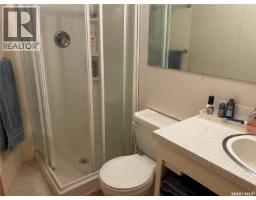 132 Churchill Avenue, Coronach, SK S0H0Z0 Photo 30