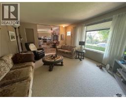 Storage - 132 Churchill Avenue, Coronach, SK S0H0Z0 Photo 9