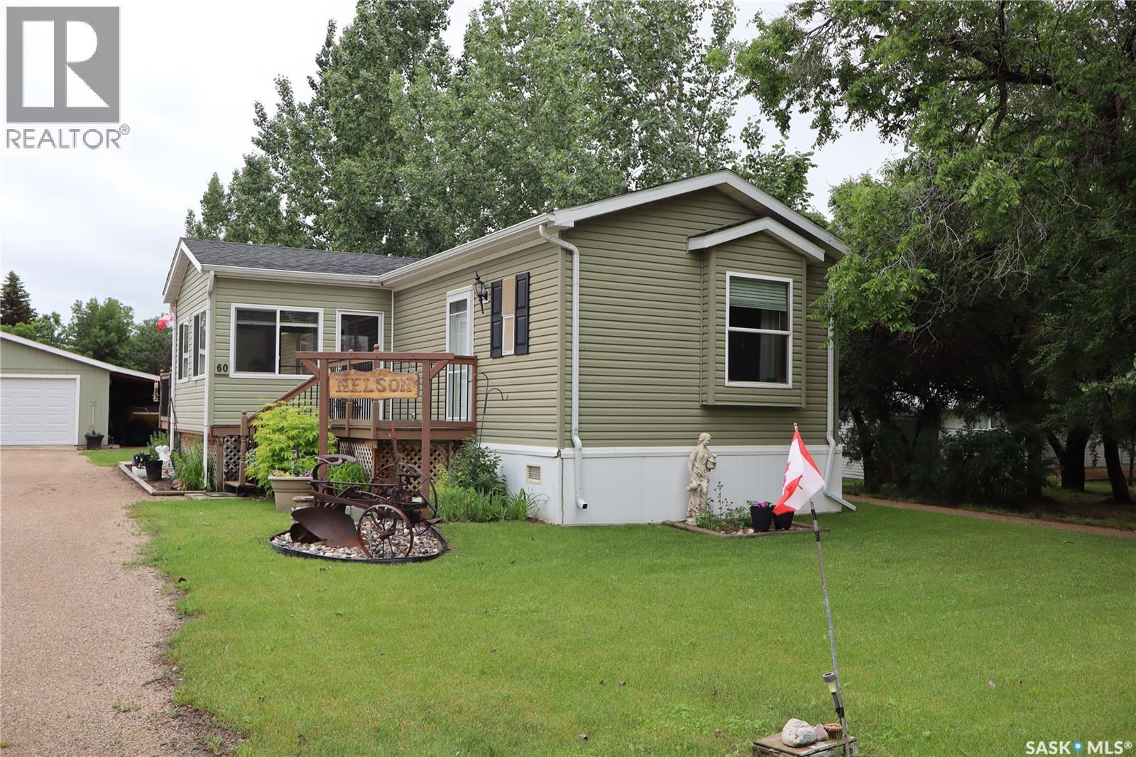 60 Pelican STREET E - 1