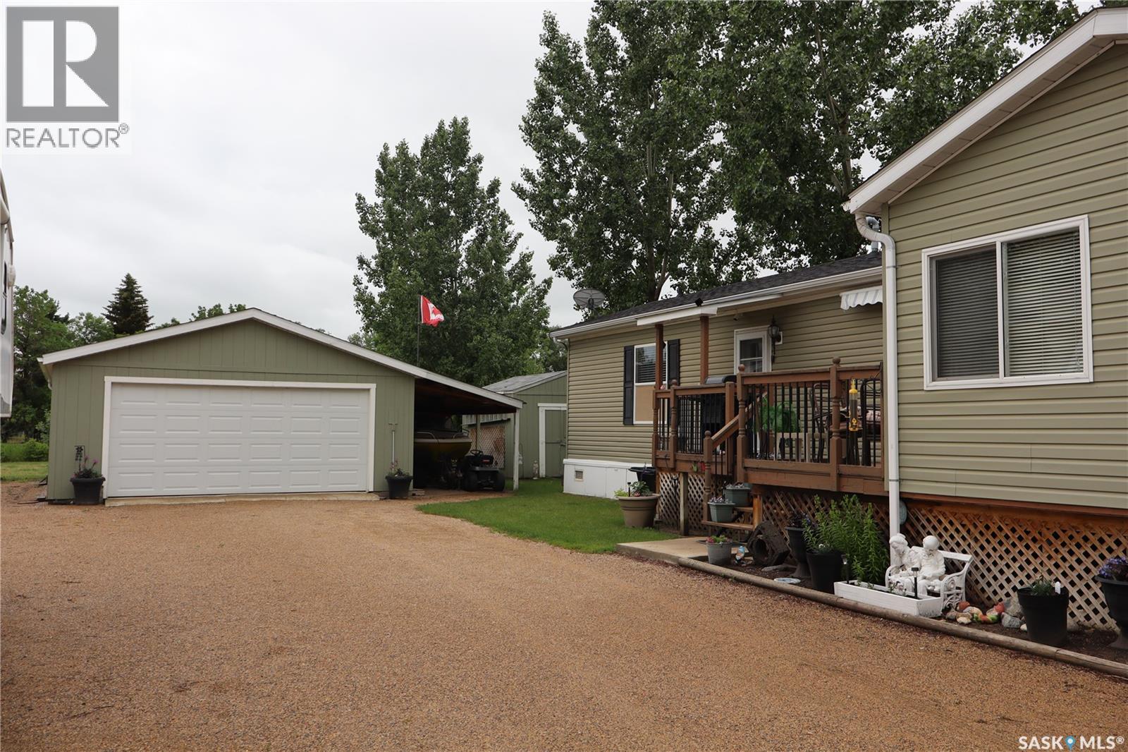 60 Pelican STREET E - 4