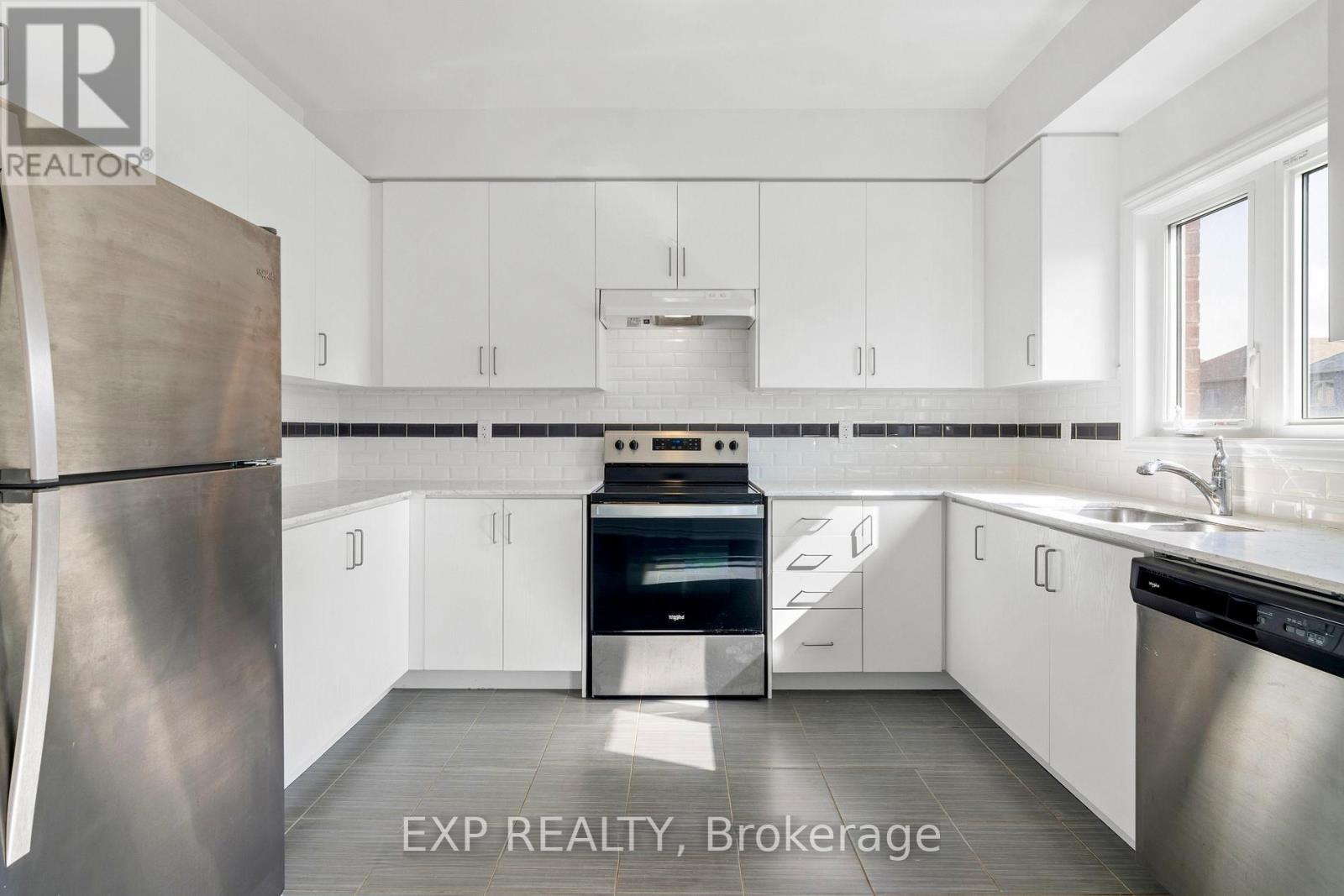230 RIDLEY CRESCENT - 5