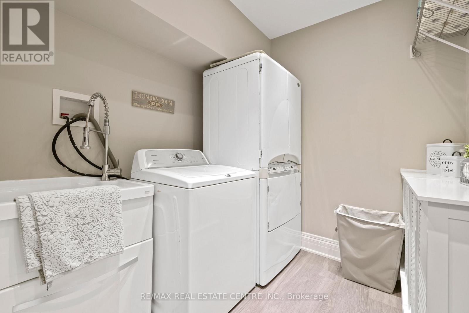14 BUENA VISTA DRIVE - 11