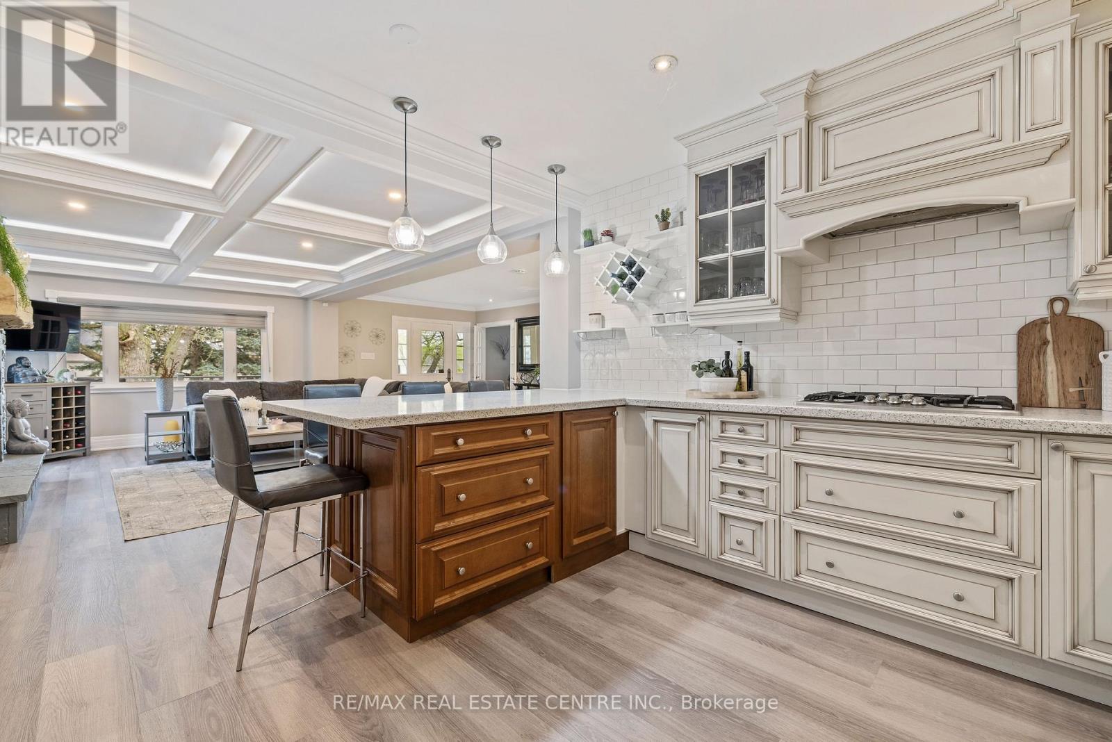 14 BUENA VISTA DRIVE - 8