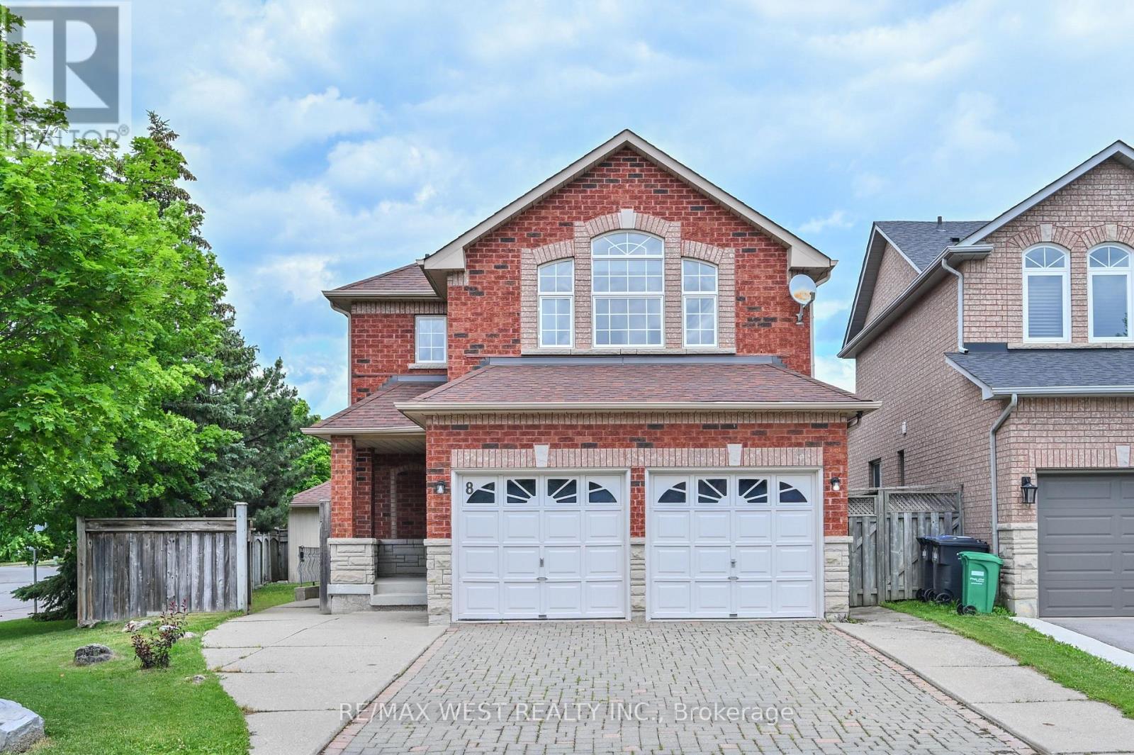 8 TERRASTONE COURT - 1