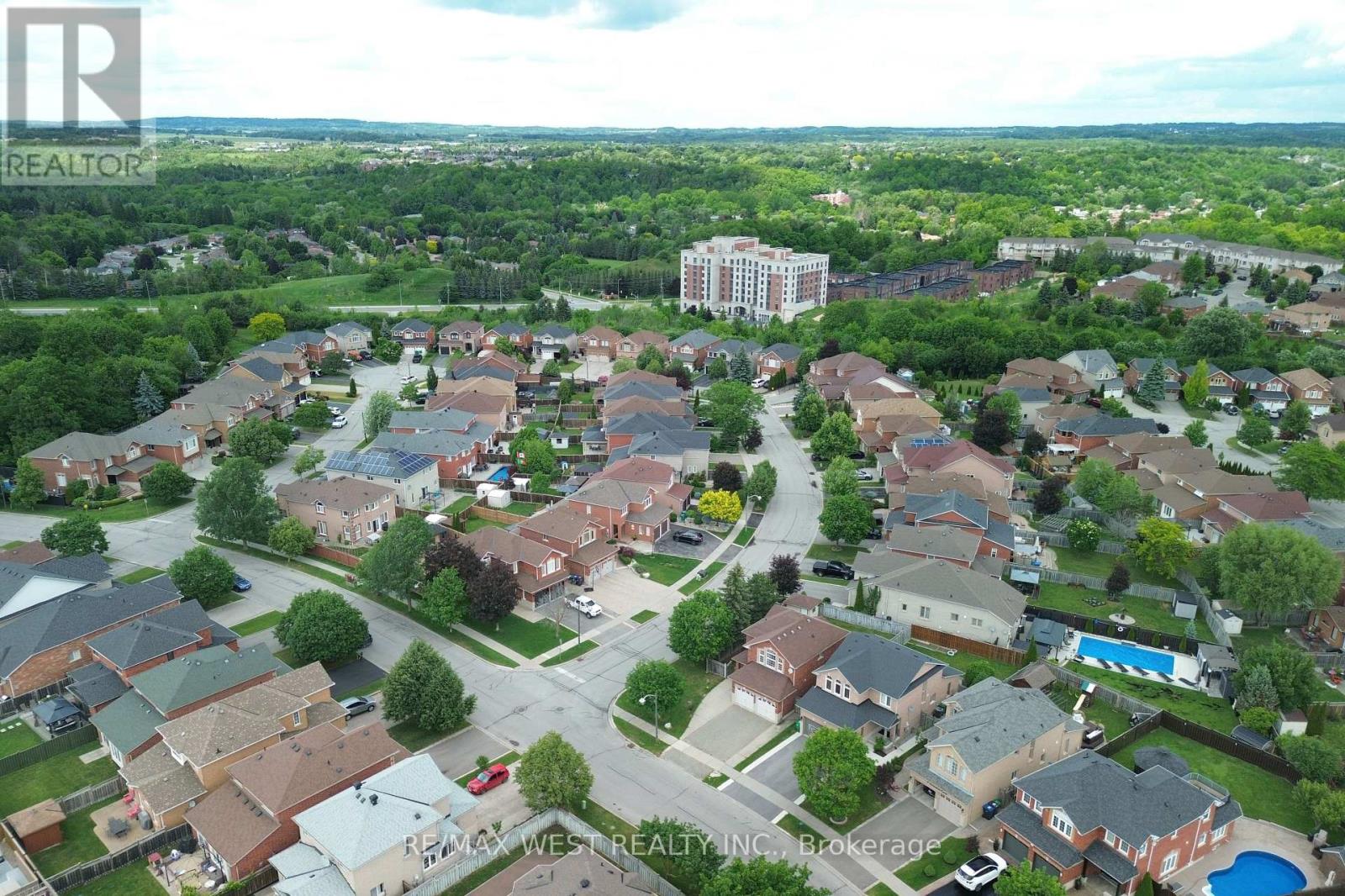 8 TERRASTONE COURT - 6