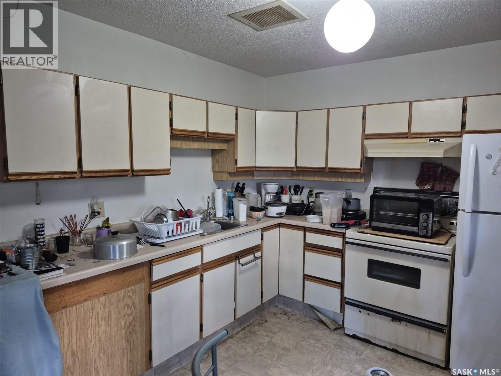 10 Pearl AVENUE - Image 16