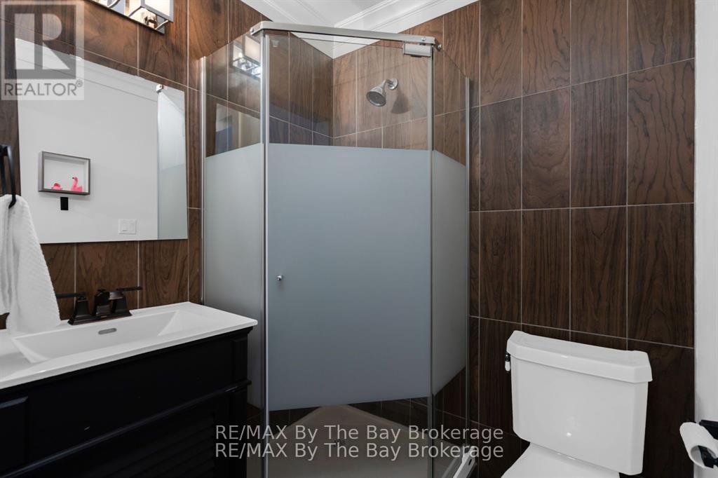 #39 19 DAWSON DRIVE - 18