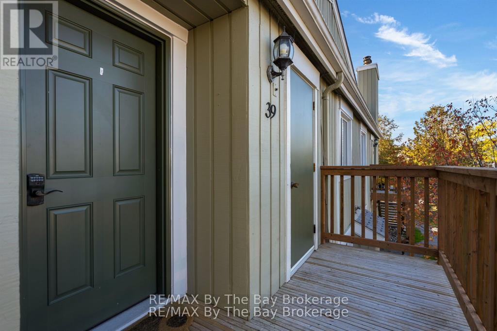 #39 19 DAWSON DRIVE - 5