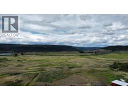 2977 Amarillo Road, 150 Mile House, BC V0K2G0 Photo 35