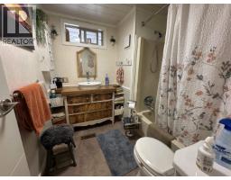 2977 Amarillo Road, 150 Mile House, BC V0K2G0 Photo 23