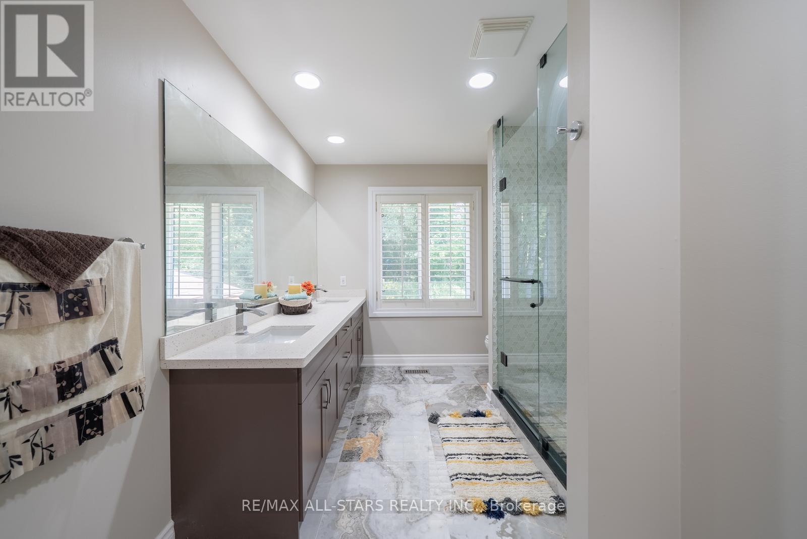 64 WOODBRIDGE CIRCLE - Image 33