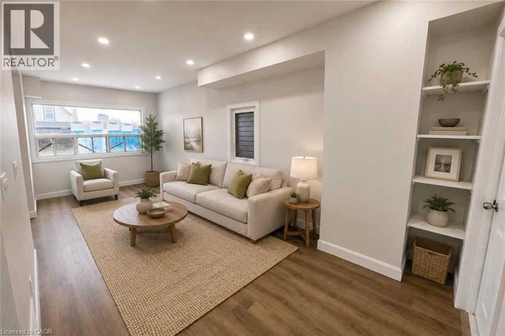 5 ROWANWOOD Street - 5