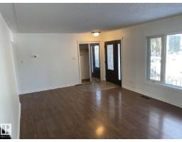 7921 97 Av Nw, Edmonton, AB T6C2B6 Photo 9