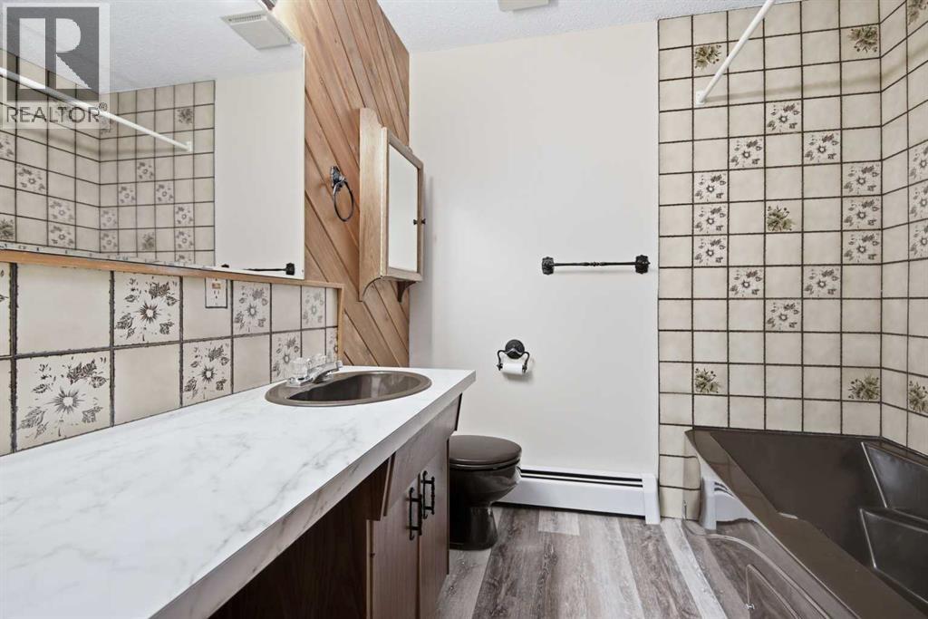 Main Bath