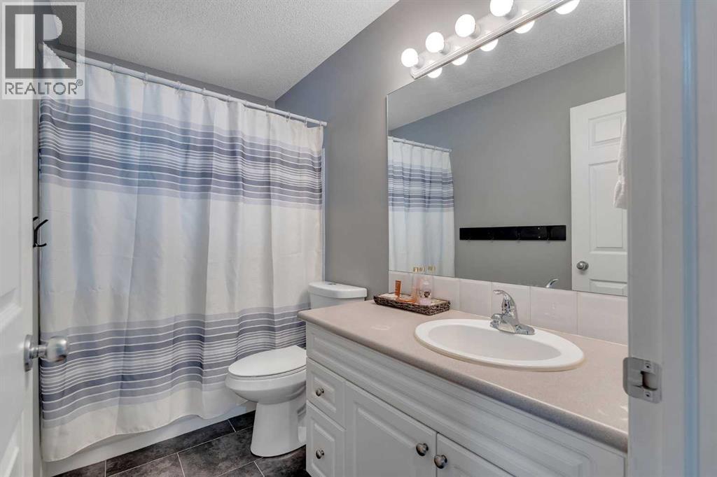 #27 4 Stonegate Drive NW - 20