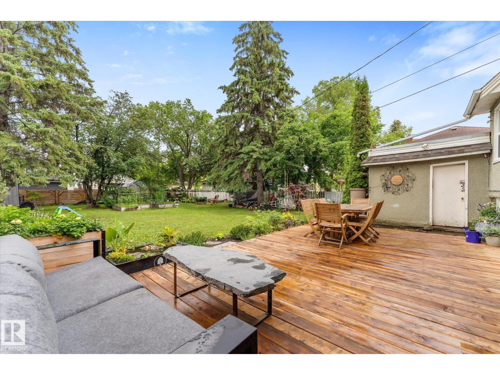 10947 116 ST NW - 42